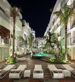 Hotel Prani Legian Exterior foto